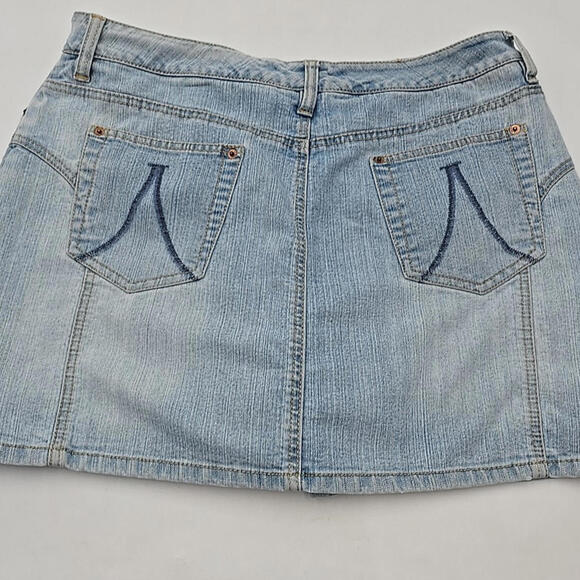 A Line Jeans Red Tag Light Wash Retro Denim 5 pocket Zip Fly Mini Y2K 12 Skort - Picture 8 of 12